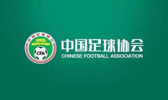 在本轮意甲罗马2-1击败萨索洛的比赛中，球队在最后时刻连进两球反超比分。